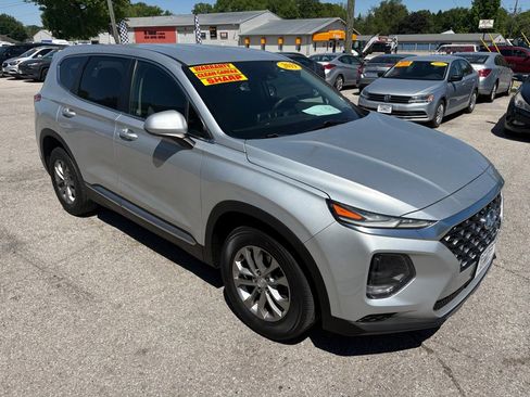 Used 2019 Hyundai Santa Fe SE AWD/4WD image 1