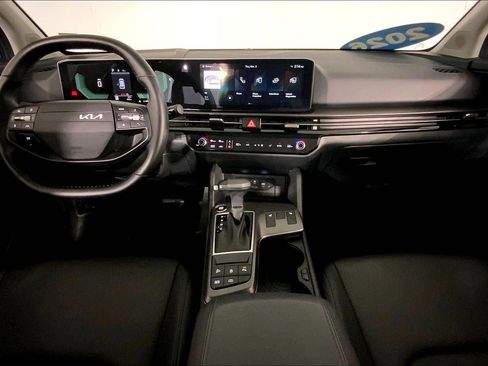 Used 2026 Kia Sportage EX w/ EX Panorama Roof Package image 15