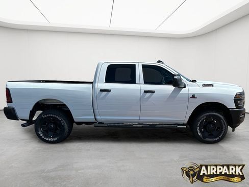 New 2025 RAM 2500 Tradesman AWD/4WD image 3