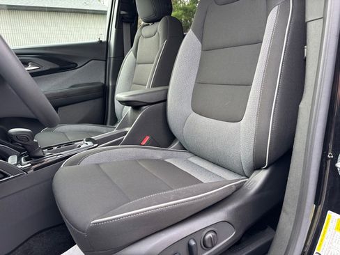 Used 2023 Chevrolet TrailBlazer LT image 12