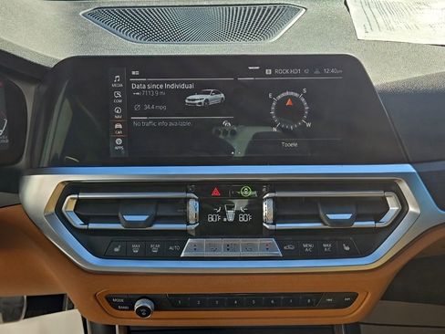 Used 2022 BMW 330i xDrive Sedan w/ M Sport Package image 34