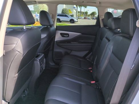 Used 2024 Nissan Murano SL image 14