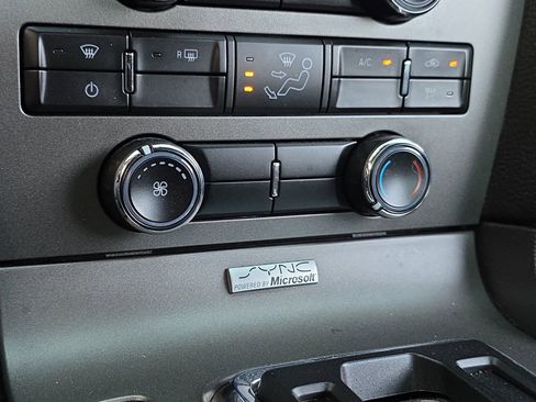 Used 2013 Ford Mustang V6 image 18