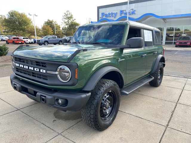 Used 2023 Ford Bronco Black Diamond AWD/4WD image 4