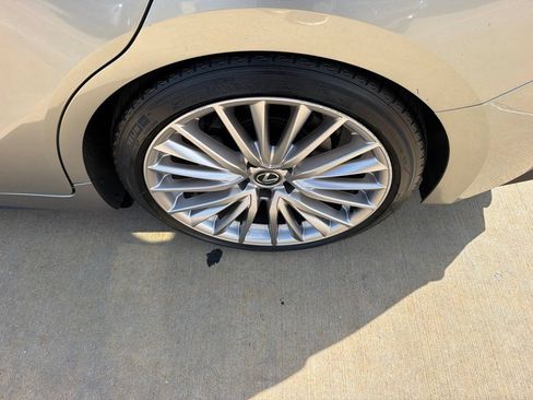 Used 2023 Lexus IS 300 w/ Premium Package RWD image 9