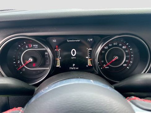 Used 2021 Jeep Gladiator Rubicon AWD/4WD image 13