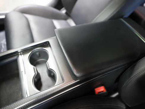 Used 2022 Tesla Model S Plaid AWD/4WD image 30
