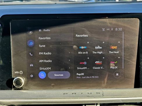 Used 2023 Toyota Prius LE FWD image 38