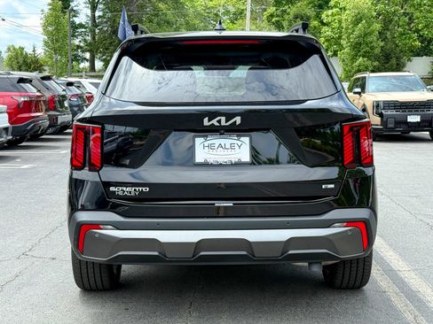 Certified 2024 Kia Sorento SX AWD/4WD image 7