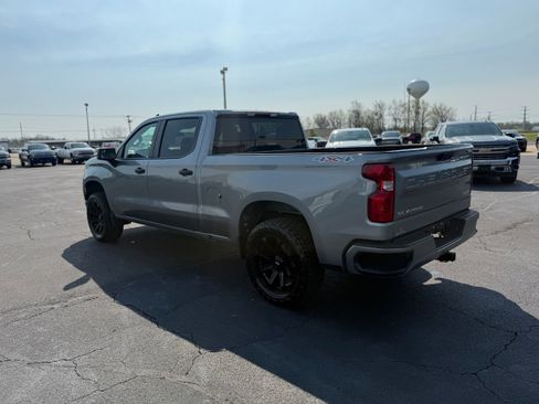 Used 2024 Chevrolet Silverado 1500 Custom AWD/4WD image 5