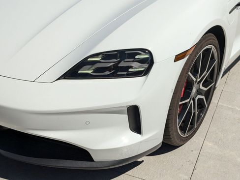 New 2025 Porsche Taycan 4S AWD/4WD image 11