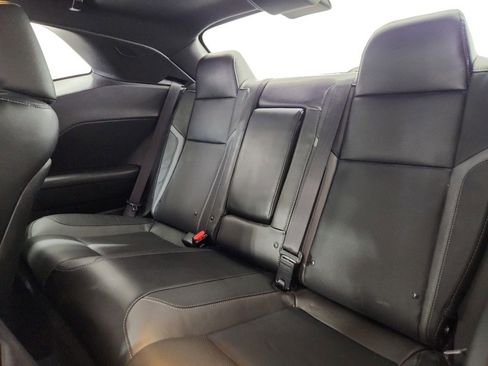 Used 2020 Dodge Challenger SXT w/ Plus Package image 28