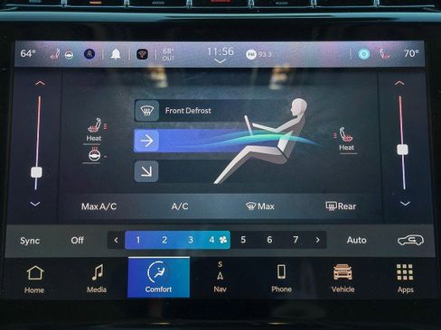 Used 2023 Jeep Grand Cherokee Limited w/ Black Appearance Package image 16