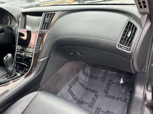 Used 2018 INFINITI Q50 Luxe w/ Essential Package (3.0T Luxe) image 19