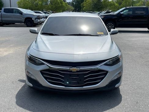 Used 2022 Chevrolet Malibu LT FWD image 2