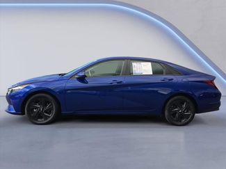 Used 2023 Hyundai Elantra SEL w/ Cargo Package video 2