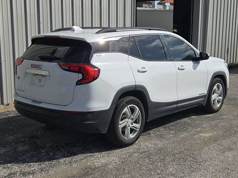 Used 2018 GMC Terrain SLE w/ Driver Convenience Package FWD image 3