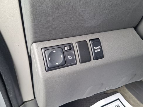 Used 2017 Nissan Frontier SV RWD image 10