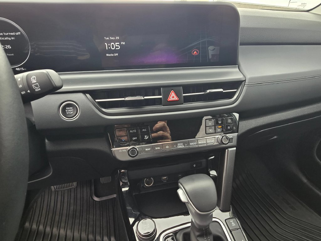 Certified 2026 Kia Seltos EX AWD/4WD image 27