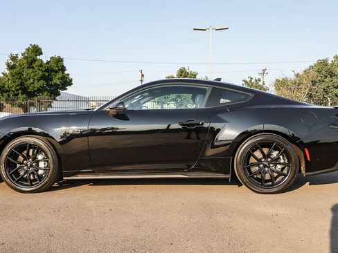 Used 2024 Ford Mustang GT Premium RWD image 8