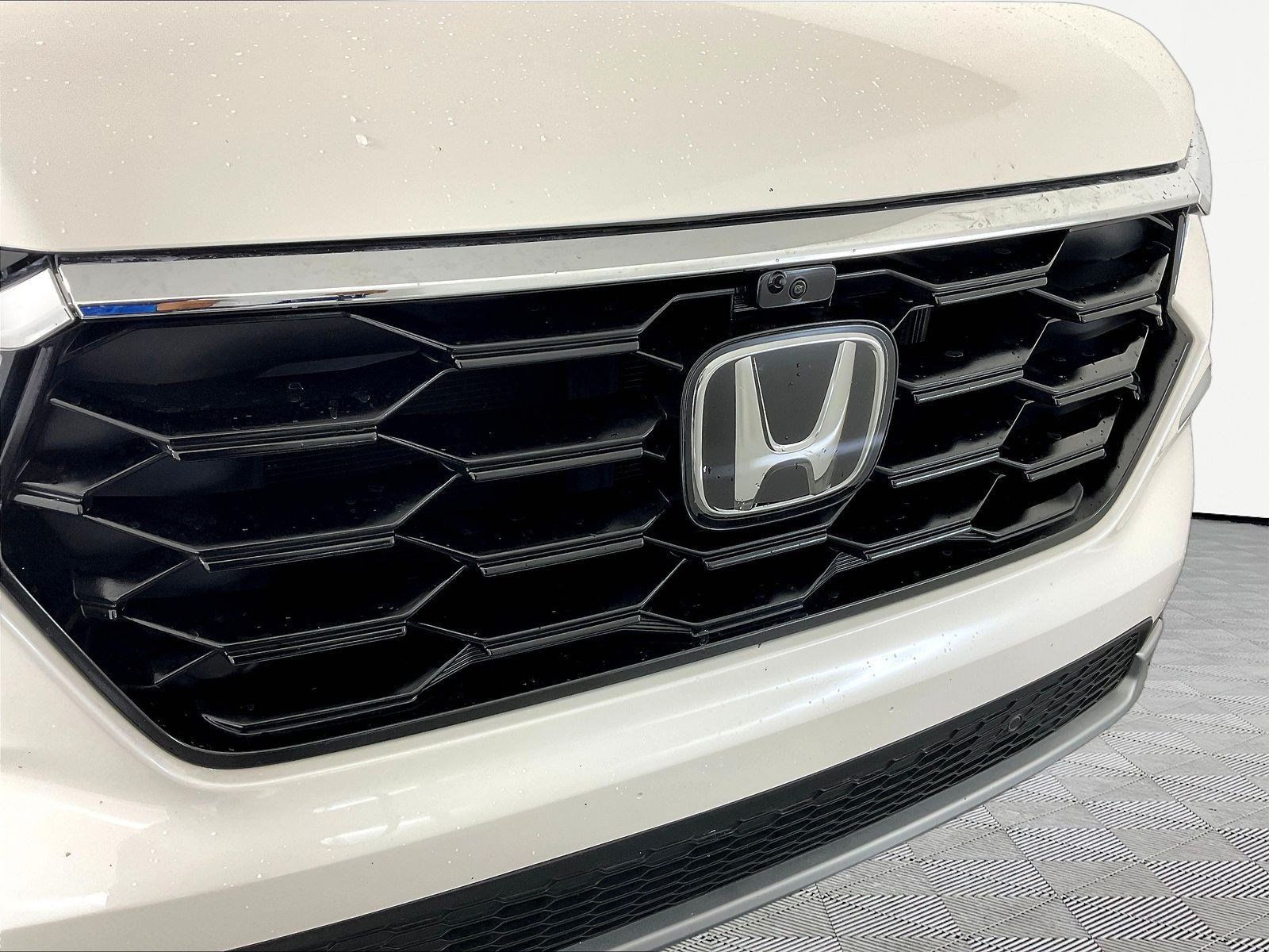 Used 2025 Honda Pilot Elite image 30