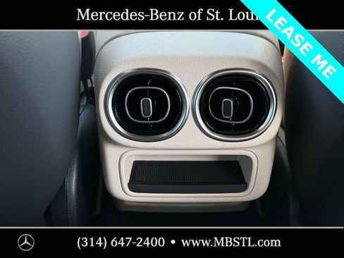 Certified 2025 Mercedes-Benz GLC 300 4MATIC image 12