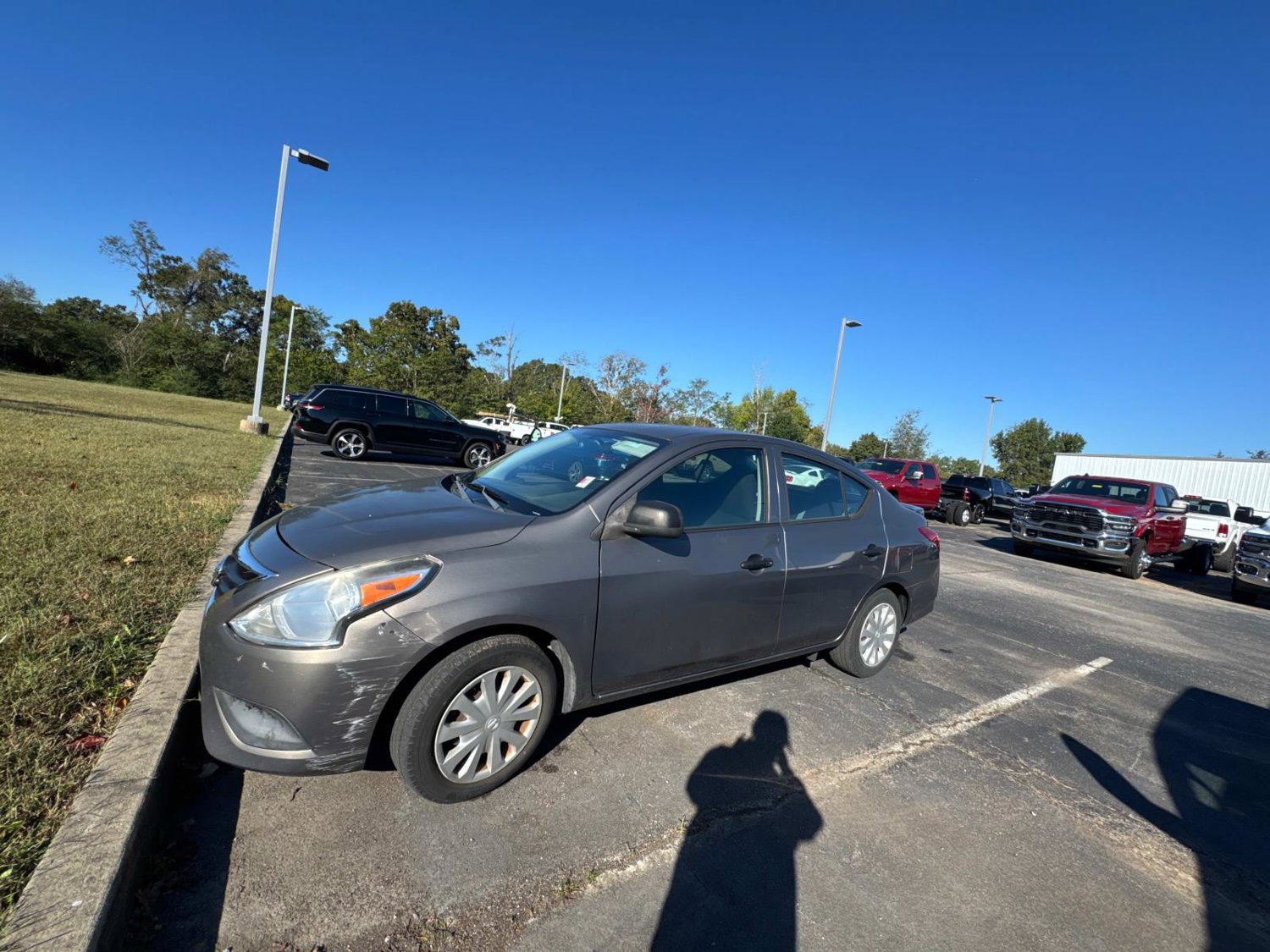 Used 2015 Nissan Versa S Plus FWD image 7