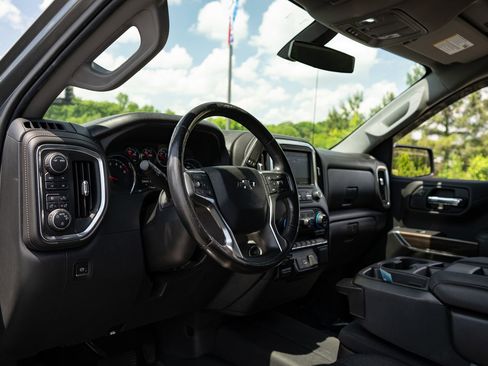 Used 2021 Chevrolet Silverado 1500 RST AWD/4WD image 13