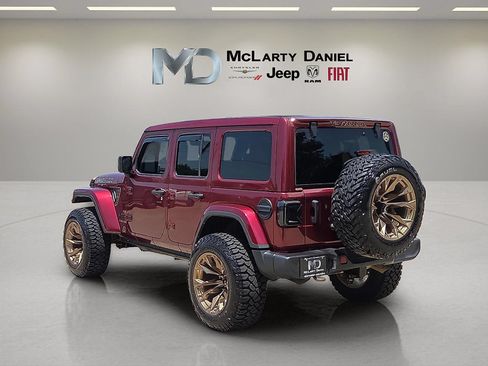 Used 2021 Jeep Wrangler Unlimited Sahara AWD/4WD image 4