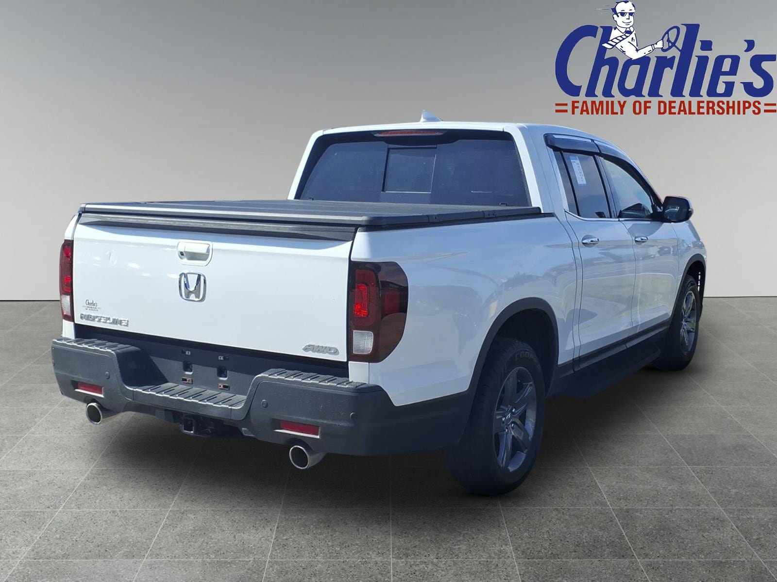 Used 2023 Honda Ridgeline RTL-E image 3