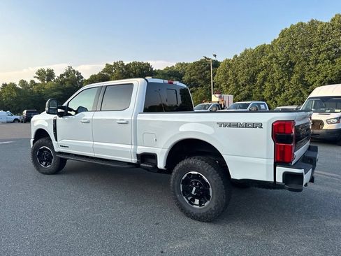 Used 2026 Ford F350 Platinum w/ Tremor Off-Road Package AWD/4WD image 4
