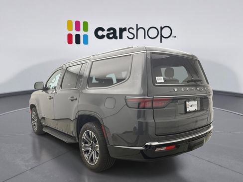Used 2024 Jeep Wagoneer Series II w/ Flexible Seating Group AWD/4WD image 3