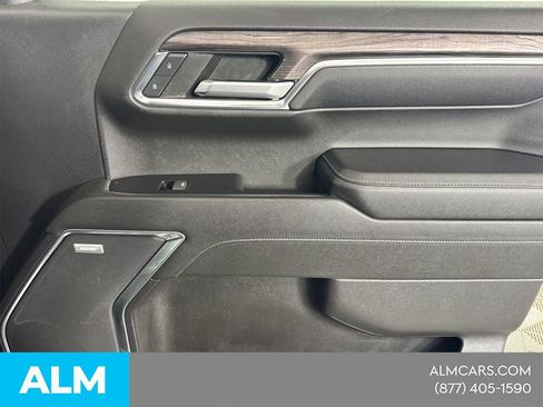Used 2023 Chevrolet Silverado 1500 LTZ AWD/4WD image 18