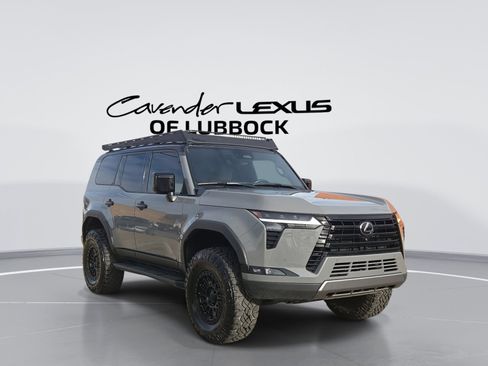 Used 2024 Lexus GX 550 image 1