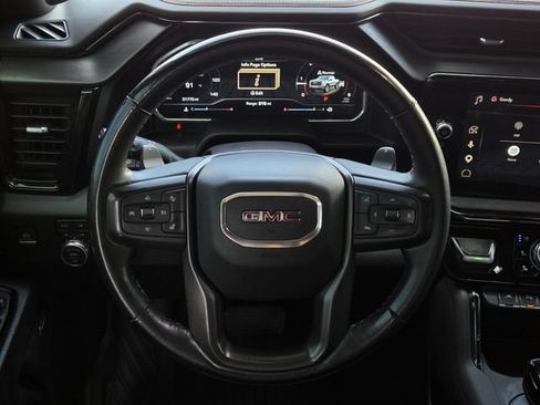 Used 2023 GMC Sierra 1500 AT4 w/ AT4 Premium Package AWD/4WD image 17