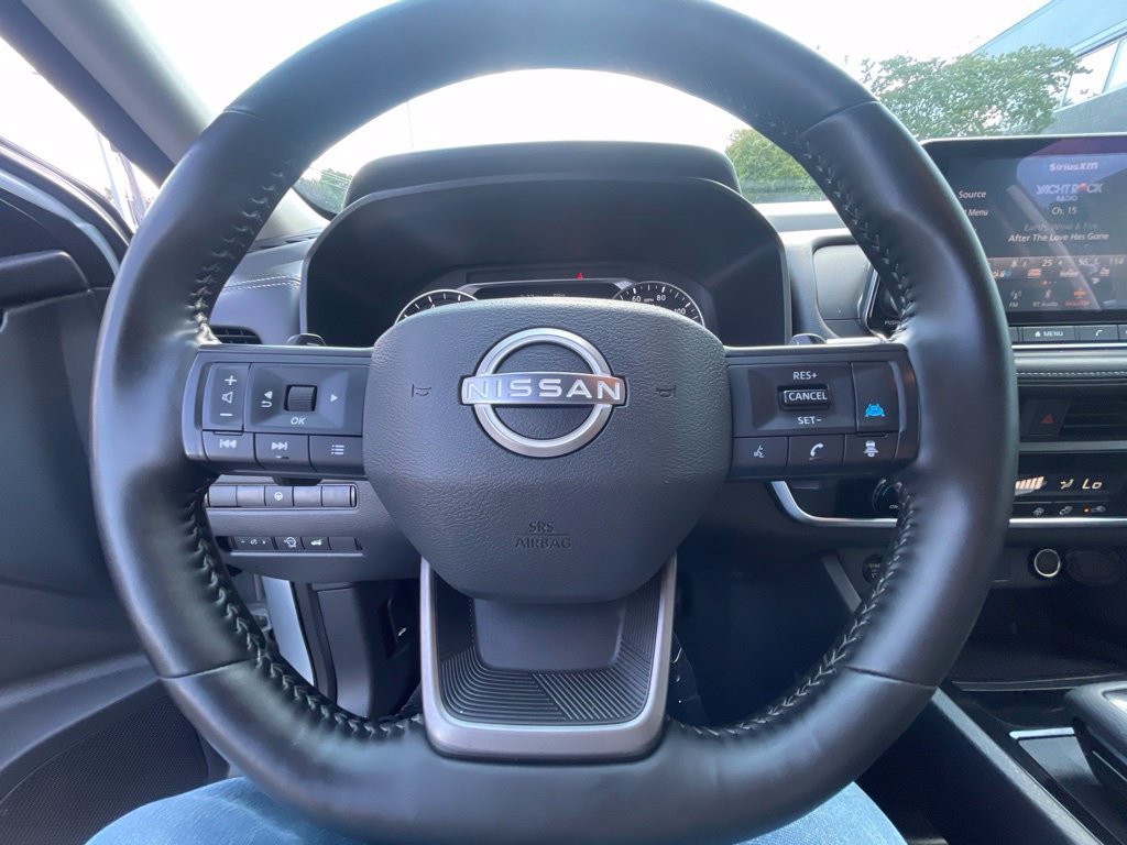 Certified 2025 Nissan Rogue SV AWD/4WD image 11