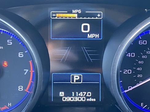 Used 2019 Subaru Outback 3.6R Limited w/ Popular Package #2 AWD/4WD image 12
