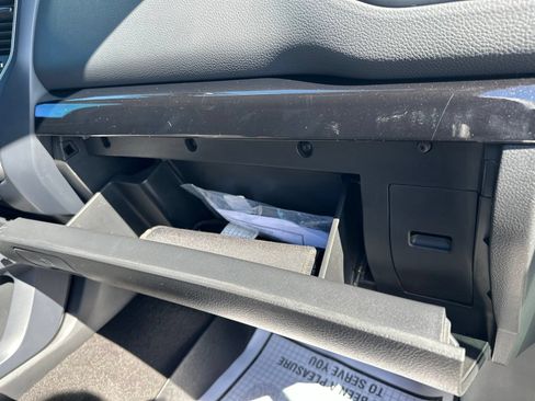 Used 2018 Nissan Titan SL w/ Midnight Edition AWD/4WD image 42
