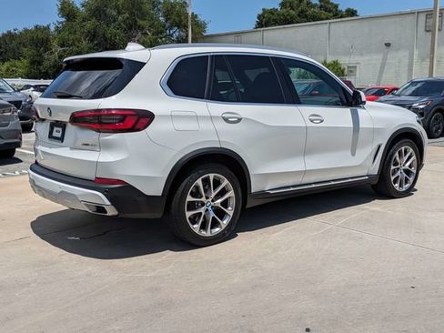 Used 2023 BMW X5 xDrive40i AWD/4WD image 5