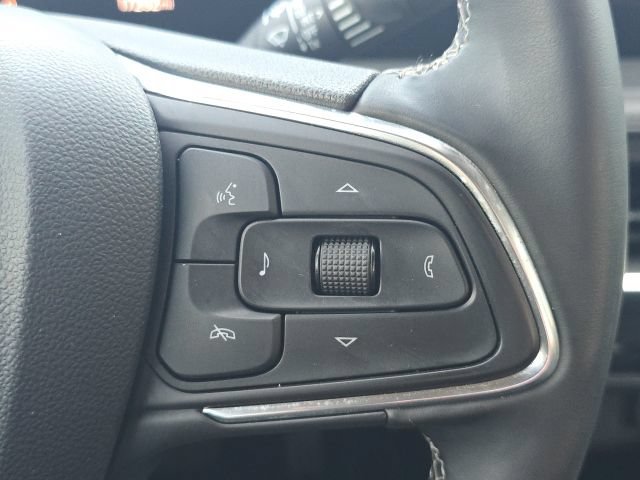 Used 2025 Buick Encore GX Preferred w/ Comfort Package FWD image 34