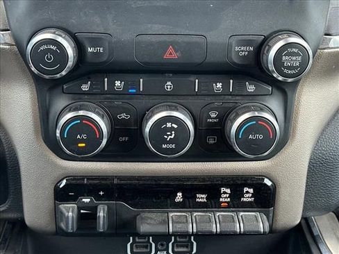 Used 2021 RAM 1500 Laramie AWD/4WD image 28