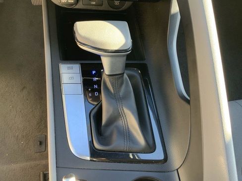 Used 2024 Hyundai Elantra SEL image 41