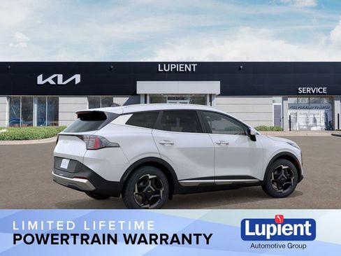 New 2026 Kia Sportage EX image 9