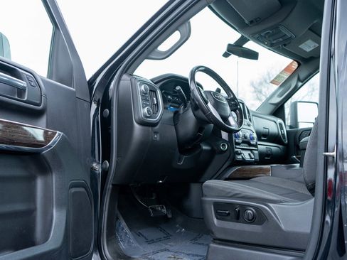 Used 2021 GMC Sierra 2500 SLE w/ SLE Value Package; image 13