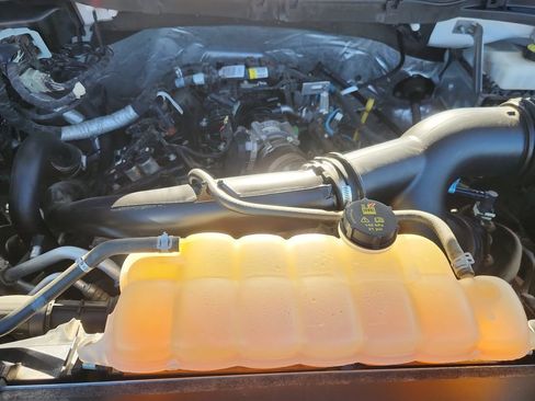 Used 2023 Ford F150 Lariat w/ Equipment Group 502A High AWD/4WD image 18