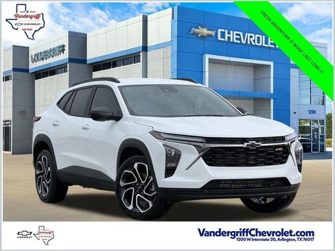 New 2026 Chevrolet Trax RS w/ Driver Confidence Package FWD image 1