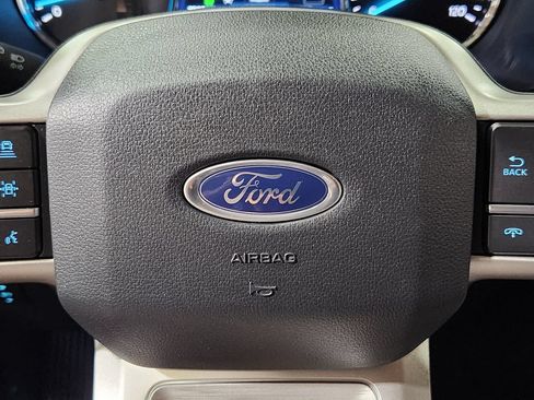 Used 2022 Ford Expedition XLT AWD/4WD image 49
