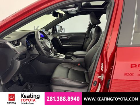Certified 2025 Toyota RAV4 SE w/ Weather & Moonroof Package AWD/4WD image 16