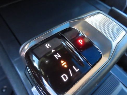 Used 2024 GMC Hummer EV 3X w/ LPO, Illumination Package image 42