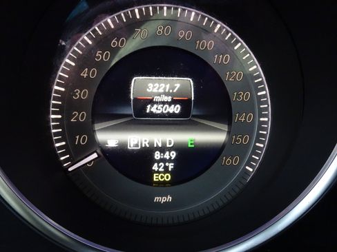 Used 2013 Mercedes-Benz C 300 Sport image 21